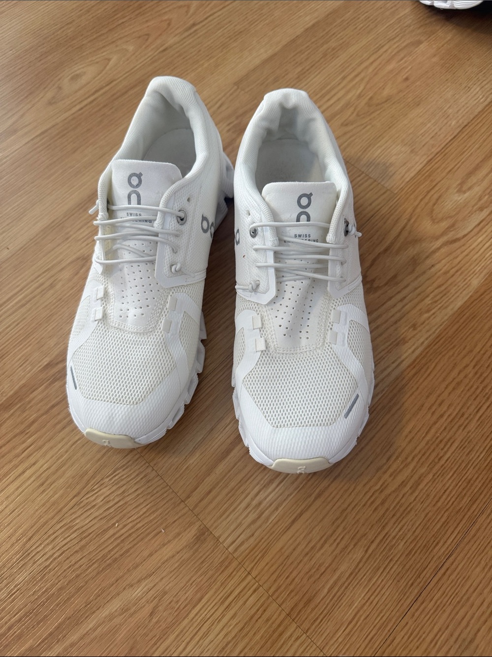 On Cloudnova Women's Athletic Running Shoes in White - Picture 4 of 7